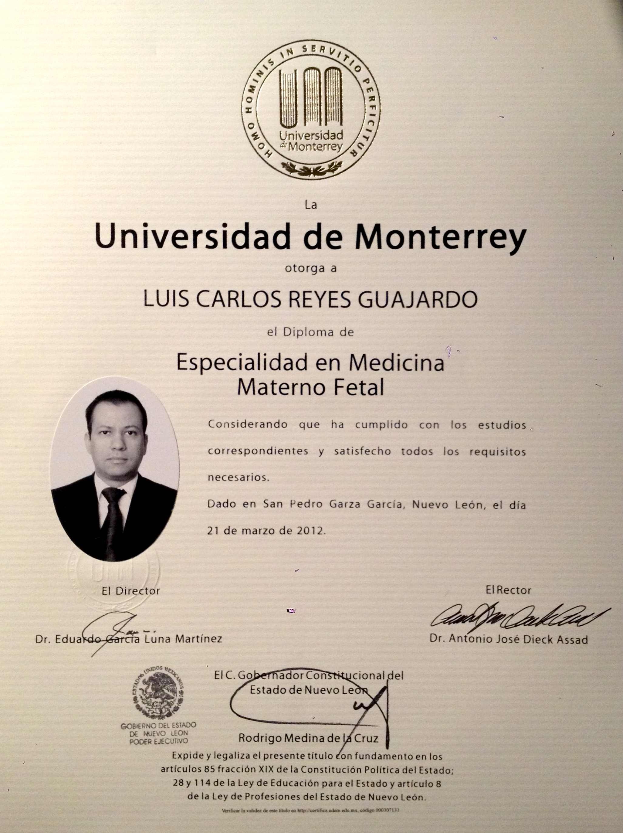 Diploma en Medicina Materno Fetal del Dr. Luis Carlos Reyes Guajardo